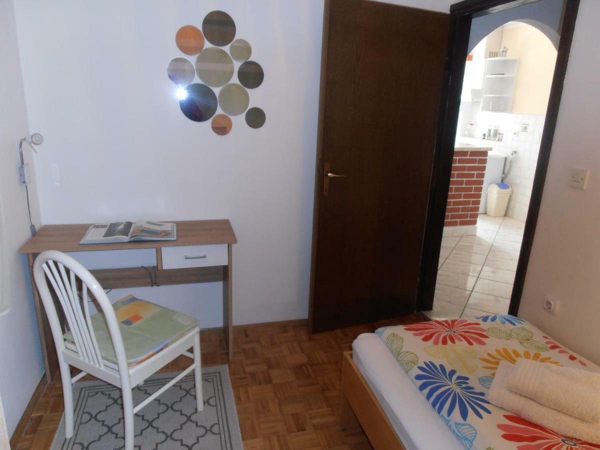 Apartment Steblaj Pula Exterior foto